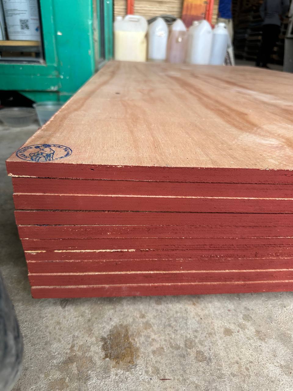 GOAT PLYWOOD កុងផ្លាកេពពែរ  15L